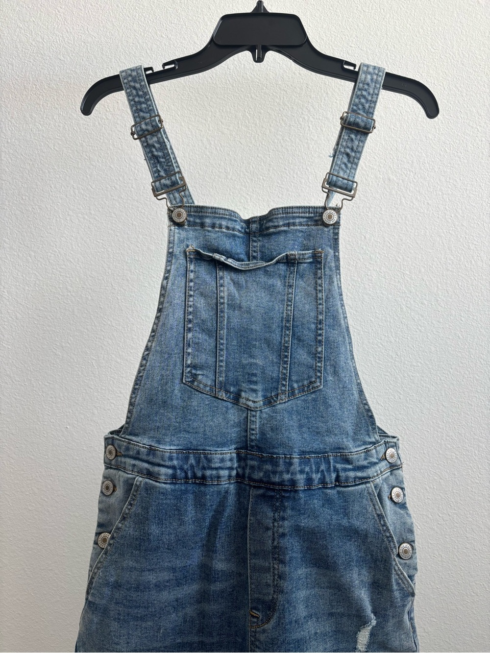 HH Jeans Light Wash Denim Overalls with Red Brand Tag - Picture 2 of 6